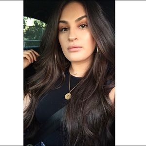 Meet your Posher, Tera